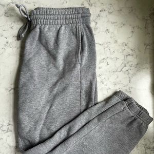 TnA CozyAF Perfect Sweatpant